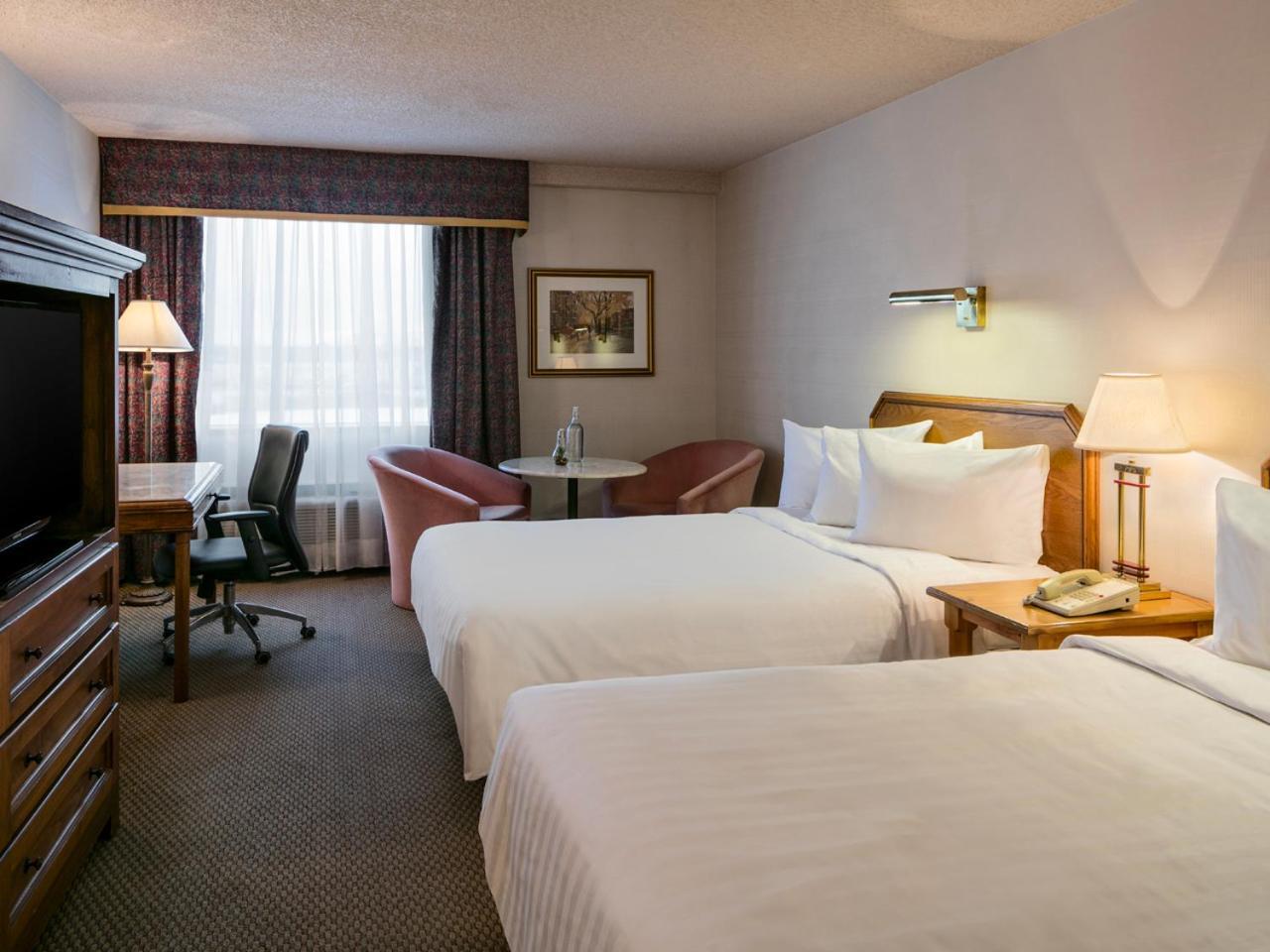 Hotels Gouverneur Montreal - Ile Charron Boucherville Exterior photo