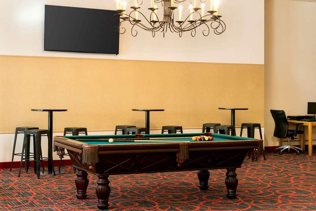 Hotels Gouverneur Montreal - Ile Charron Boucherville Interior photo